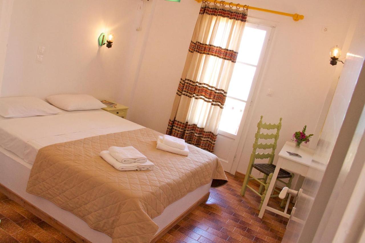 Arokaria Seaside Hotell Ambelas Exteriör bild